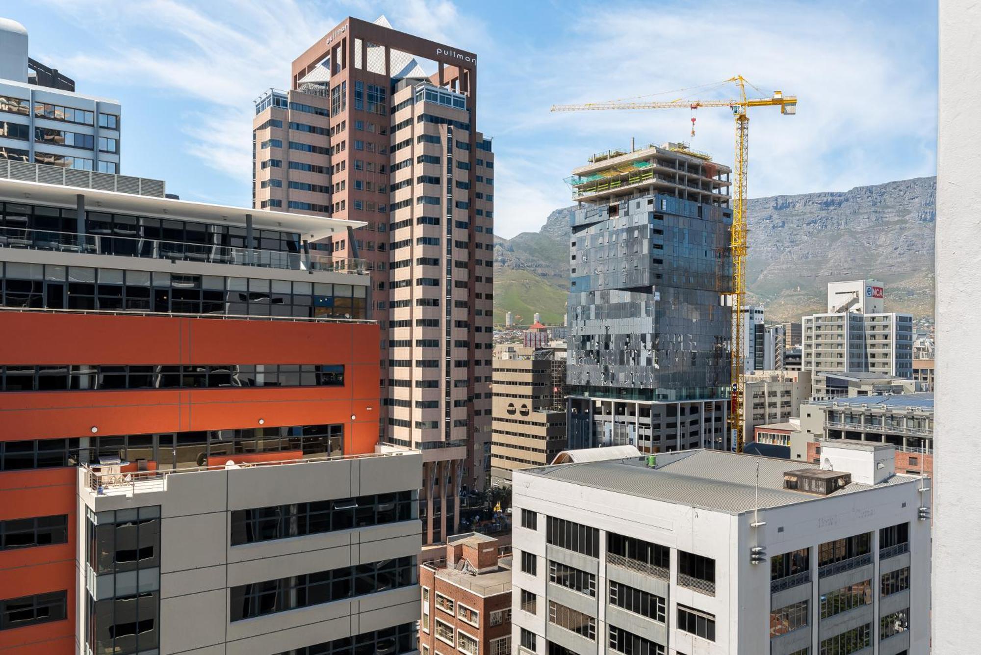 16 On Bree Luxury Apartment Cape Town